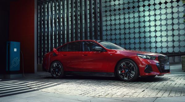 2025 BMW i5 M60 xDrive Sedan