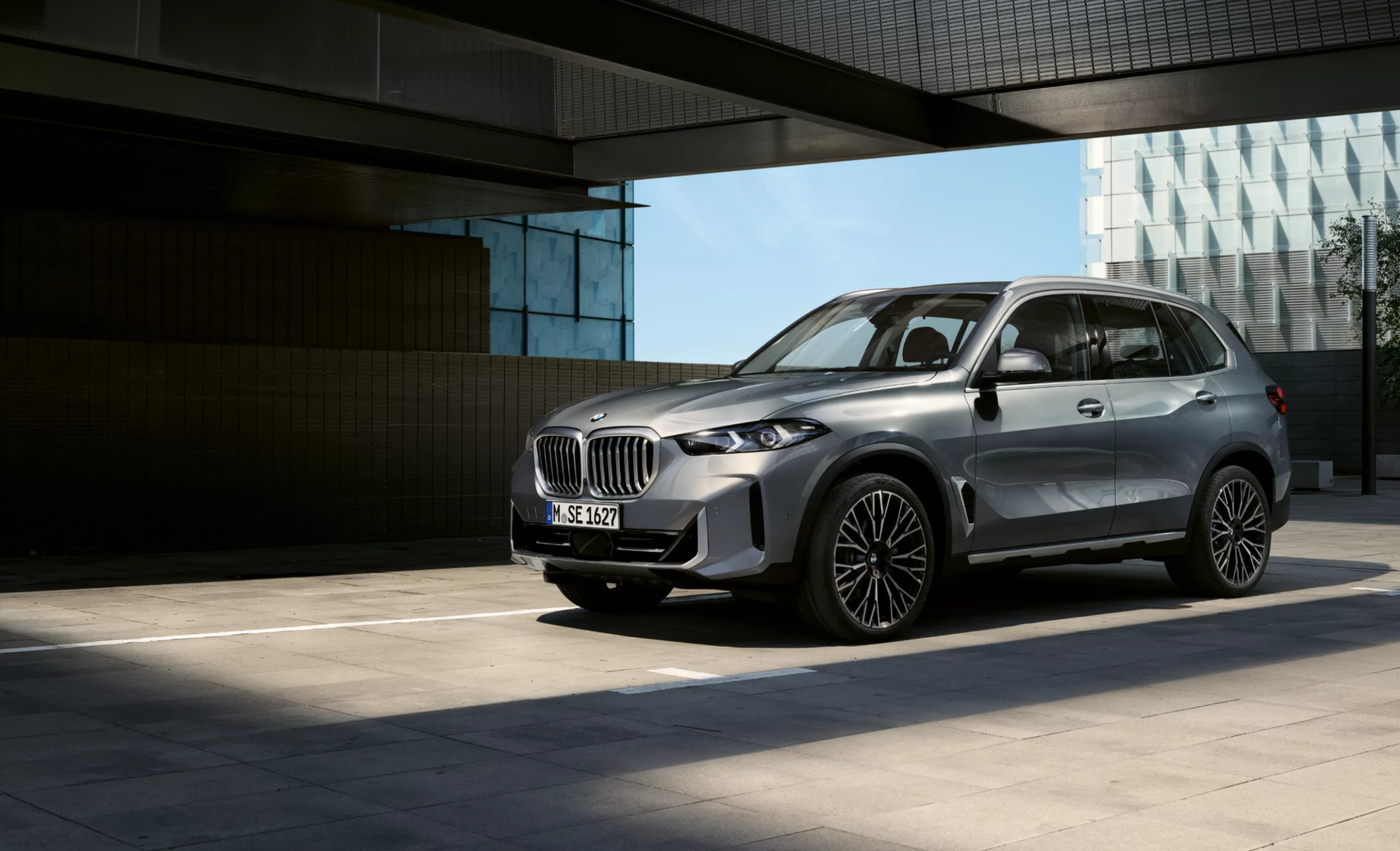 2026 BMW X5
