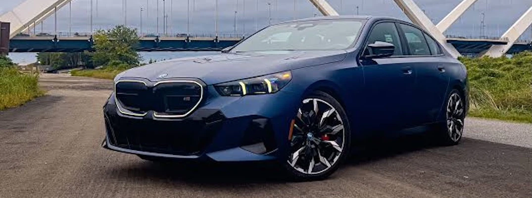 A blue 2025 BMW i5 M60.